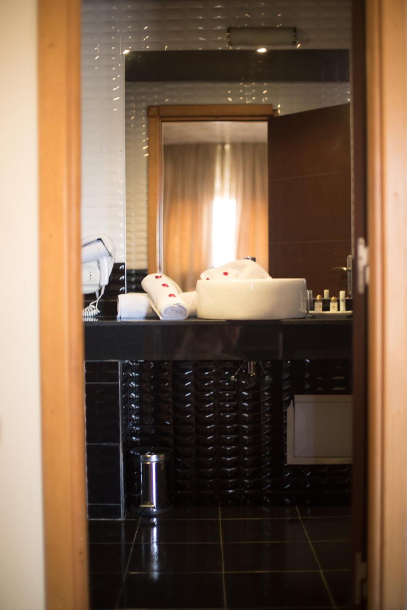 Dellarosa Boutique Hotel And Spa Marrakesh Bagian luar foto